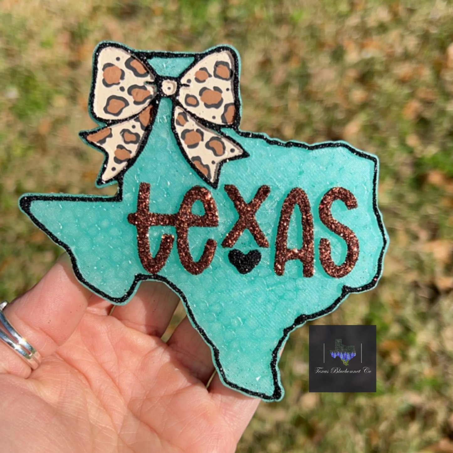 TEXAS W/ CHEETAH BOW