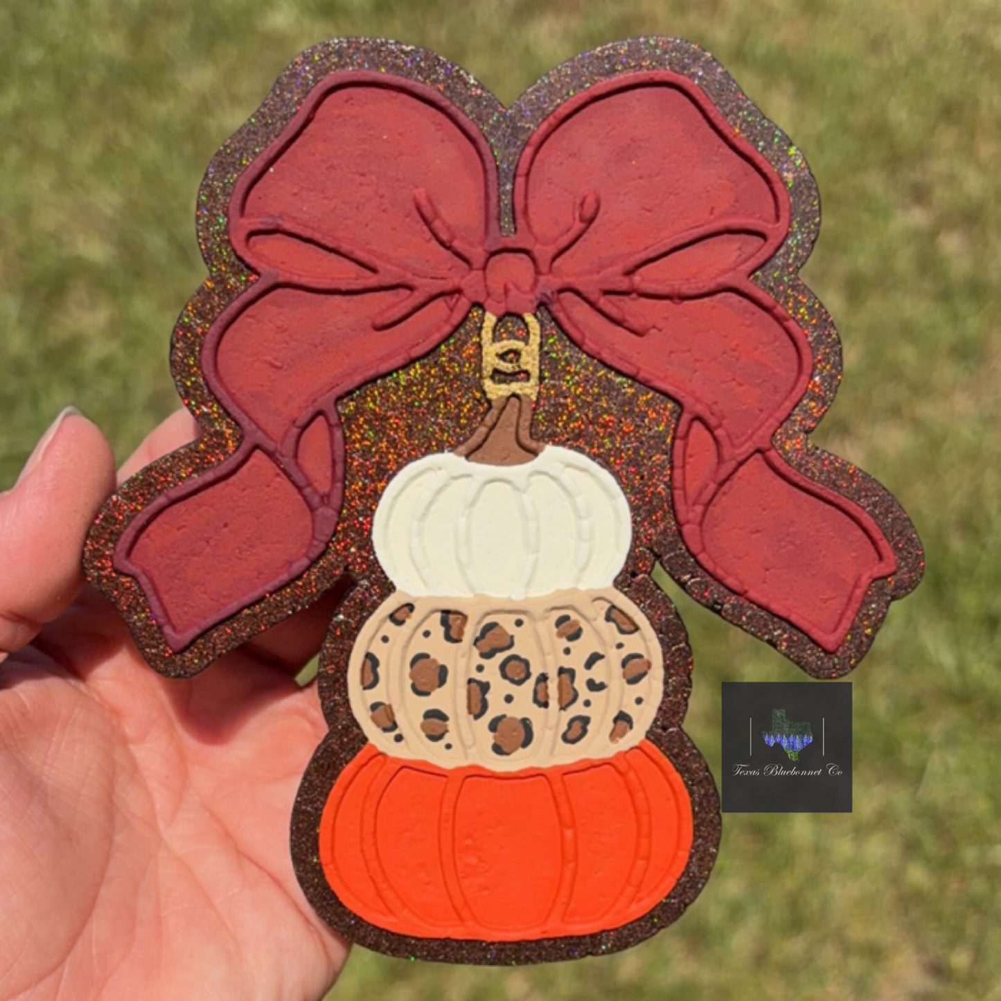 PUMPKIN STACK W/ BOW