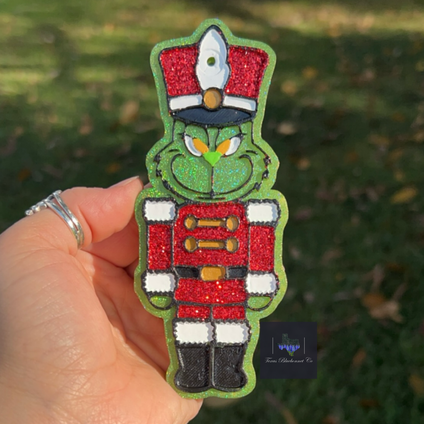 GREEN GUY NUTCRACKER