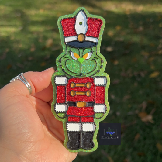 GREEN GUY NUTCRACKER