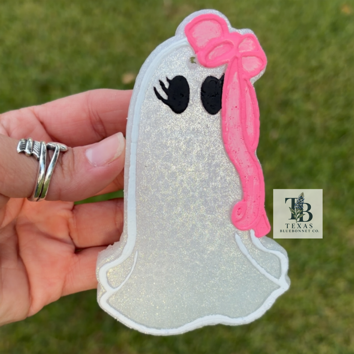 TALL GHOST W/ BOW