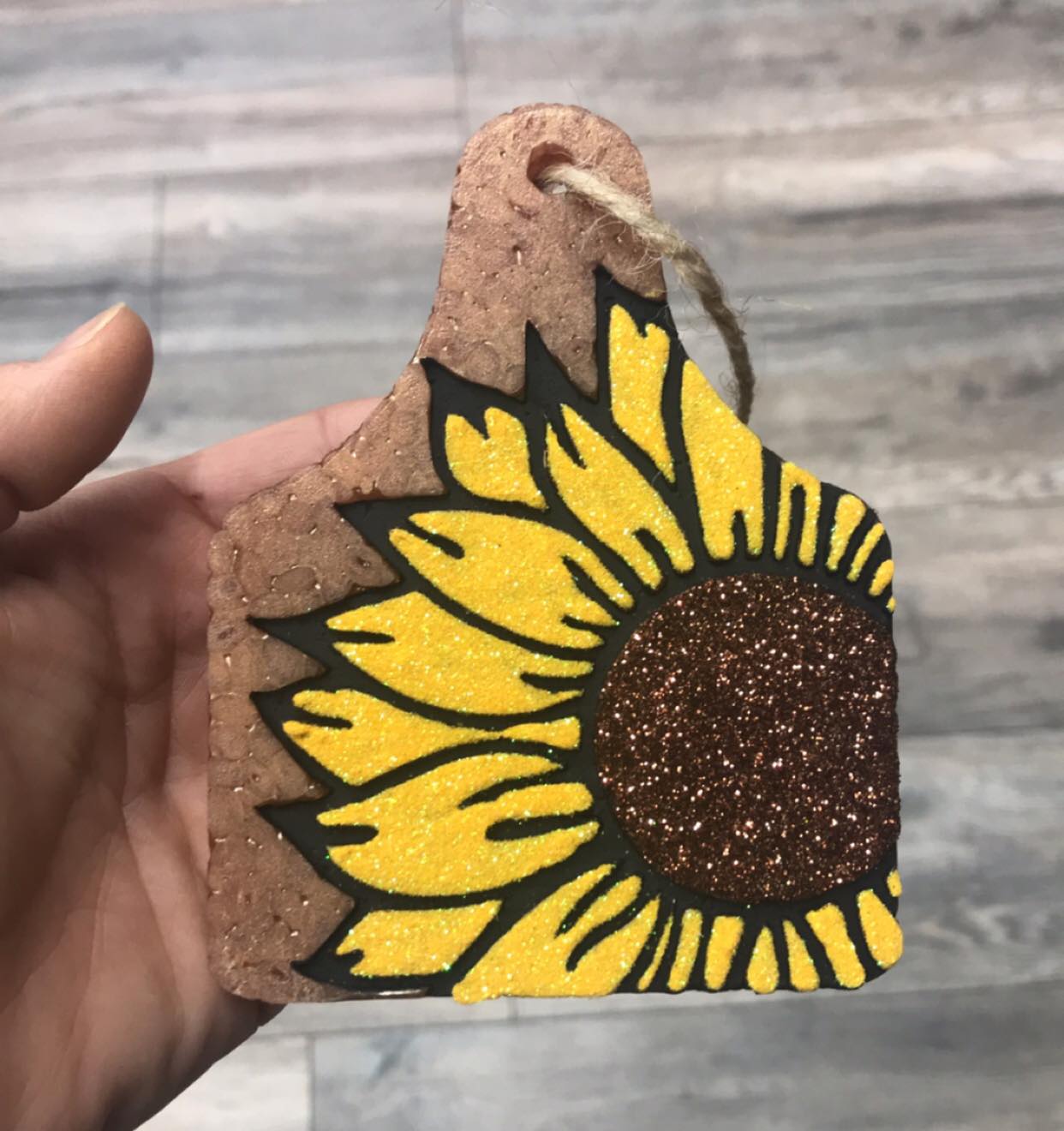 YELLOW SUNFLOWER (BROWN COW TAG)