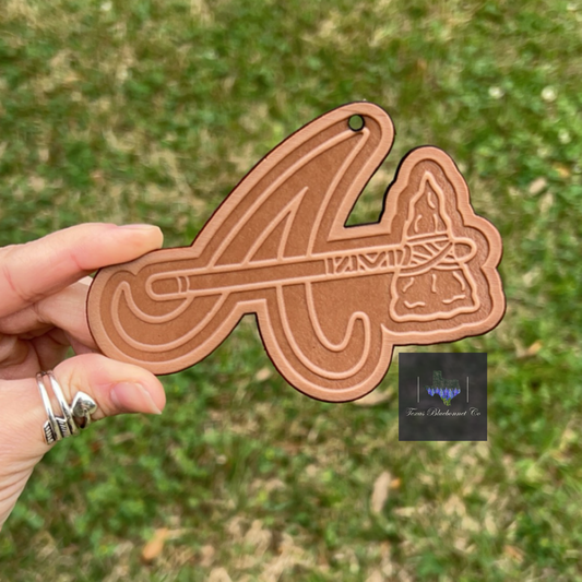 BRAVES (LEATHER CHARM)