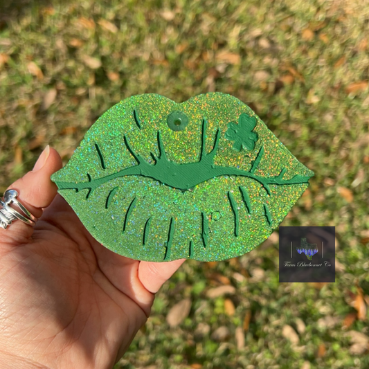 SHAMROCK LIPS