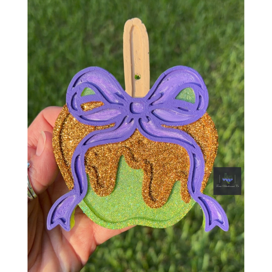 CARAMEL APPLE W/ BOW