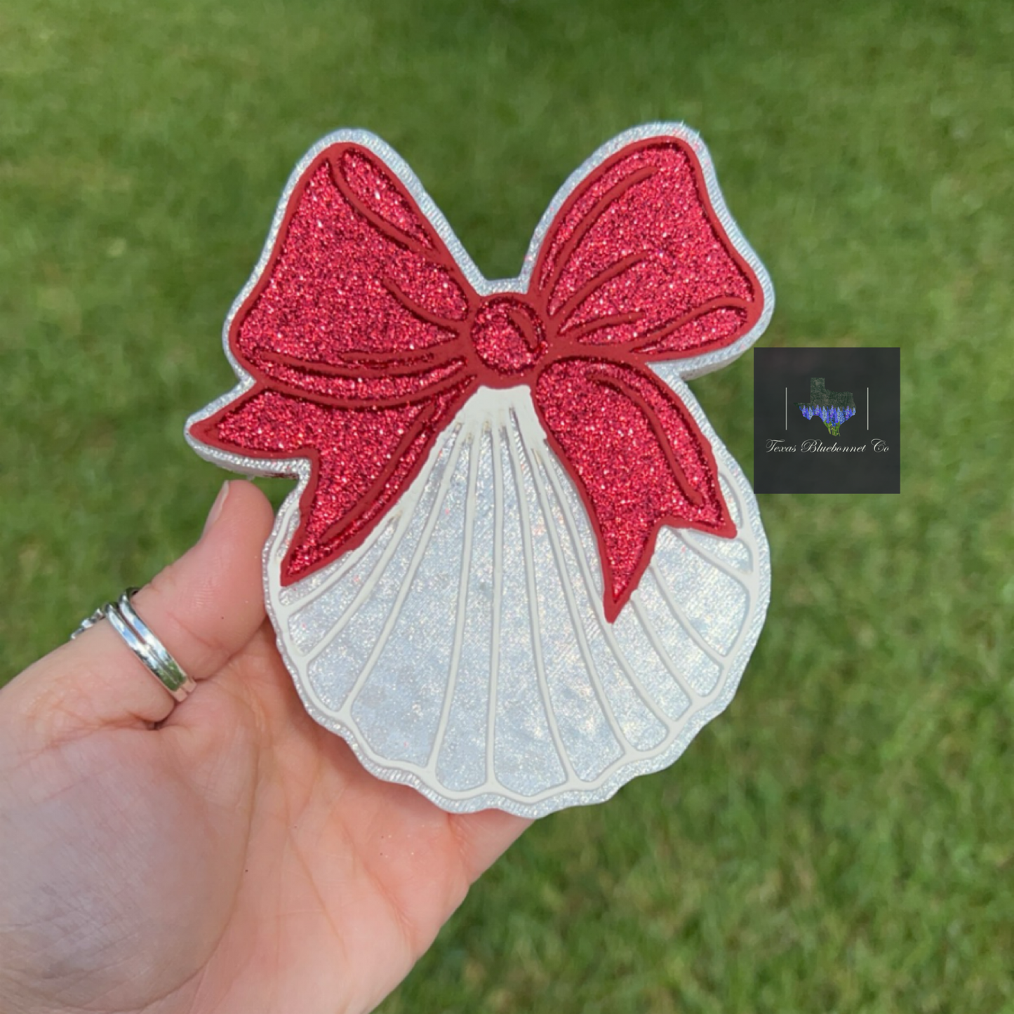 SEA SHELL W/ BOW