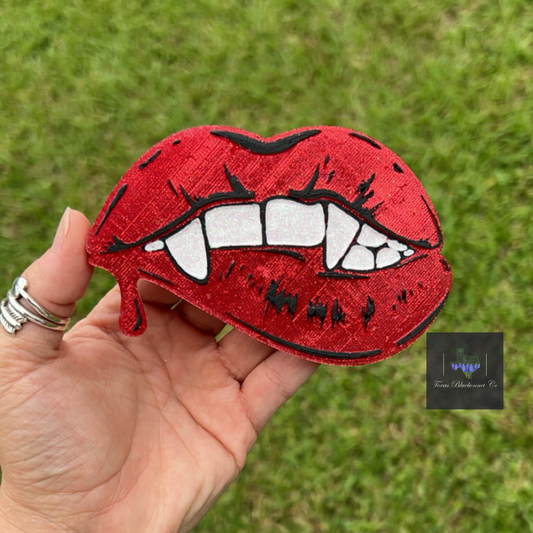 VAMPIRE LIPS