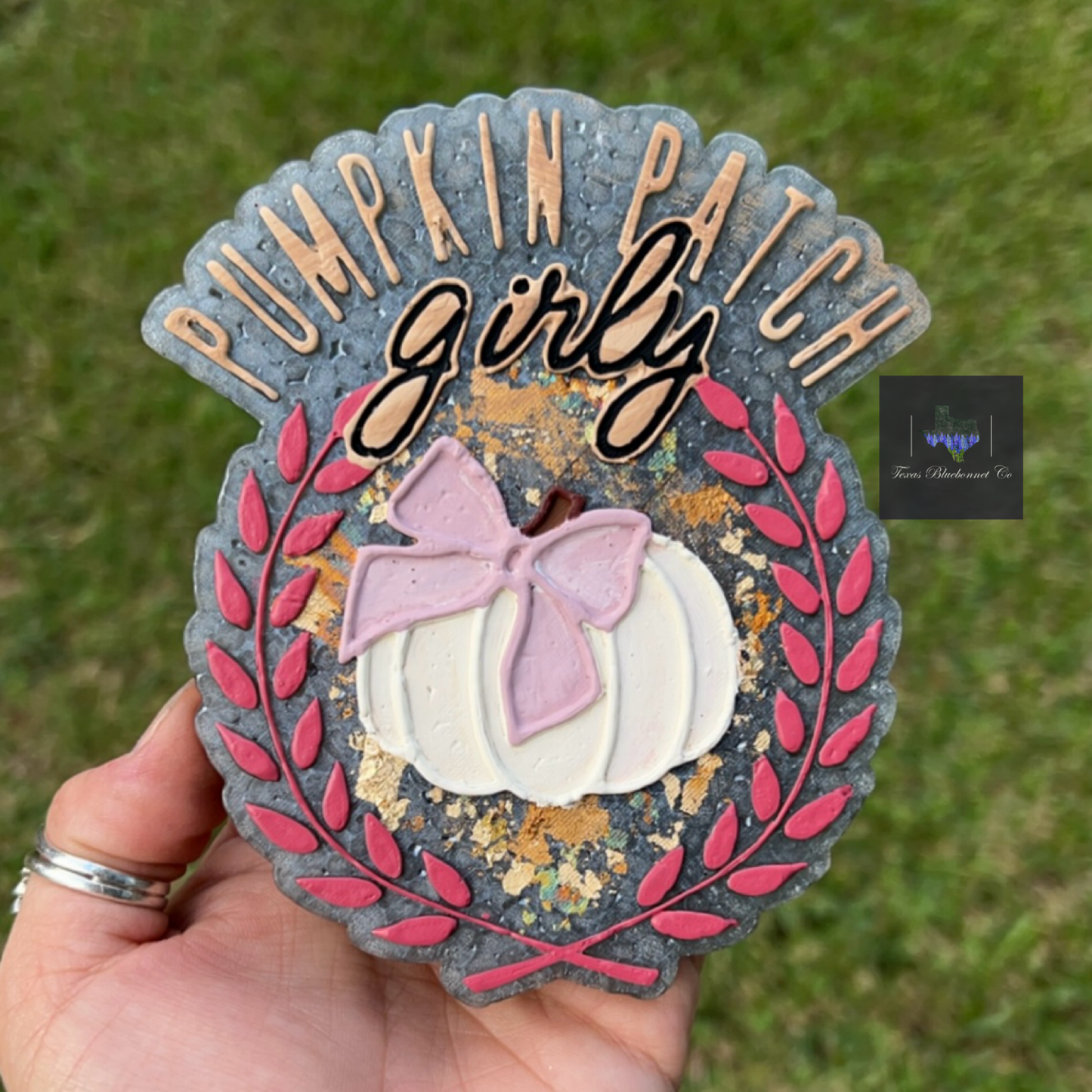 PUMPKIN PATCH GIRLY (GREY BACKGROUND)