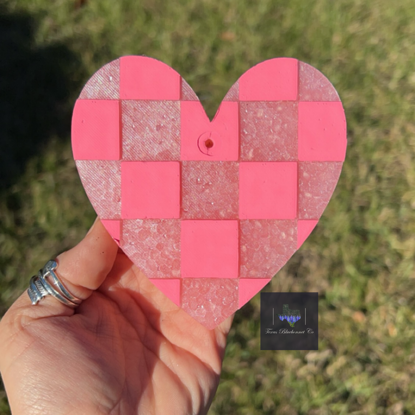 CHECKERED HEART (PINKS)