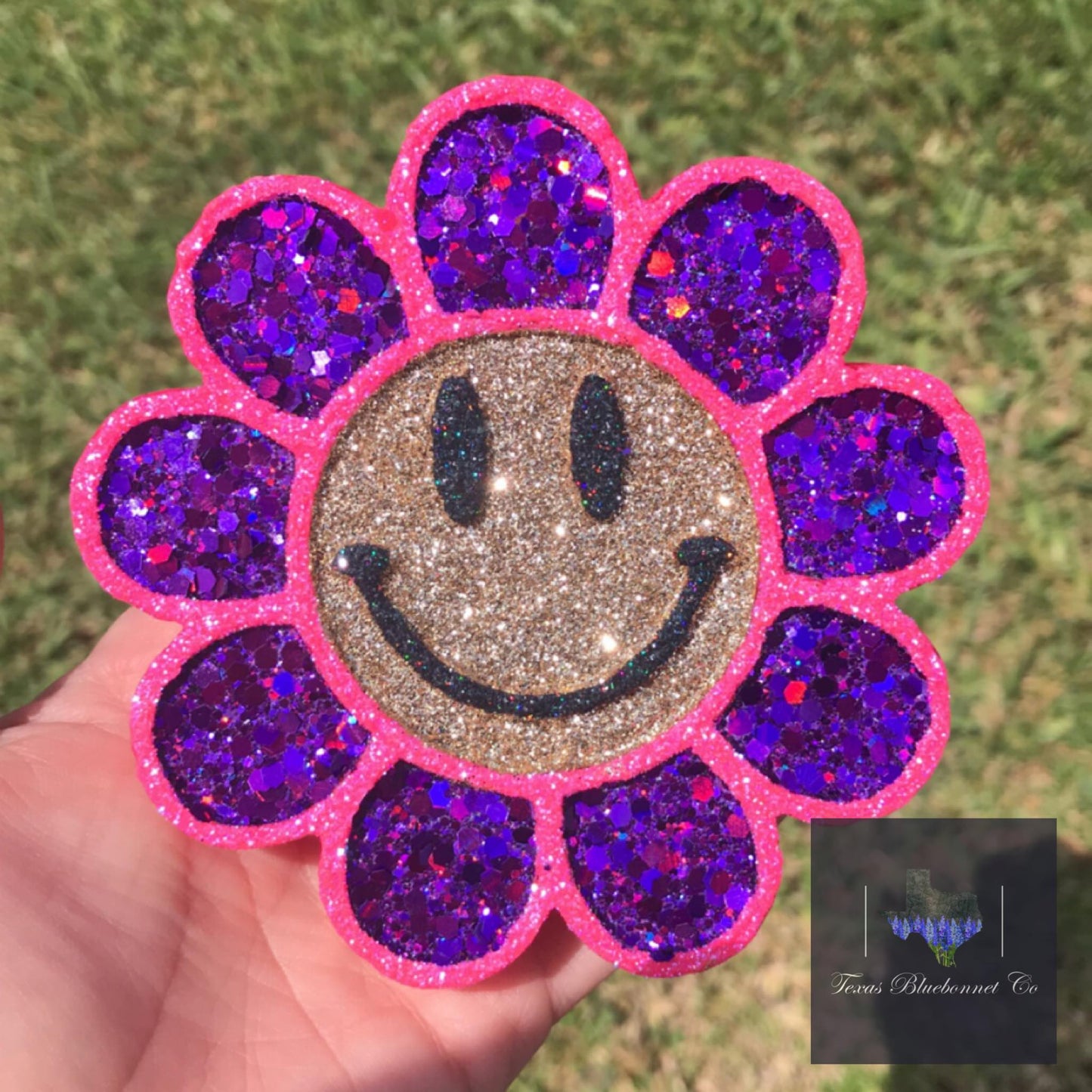 PINK/PURPLE SMILEY FLOWER