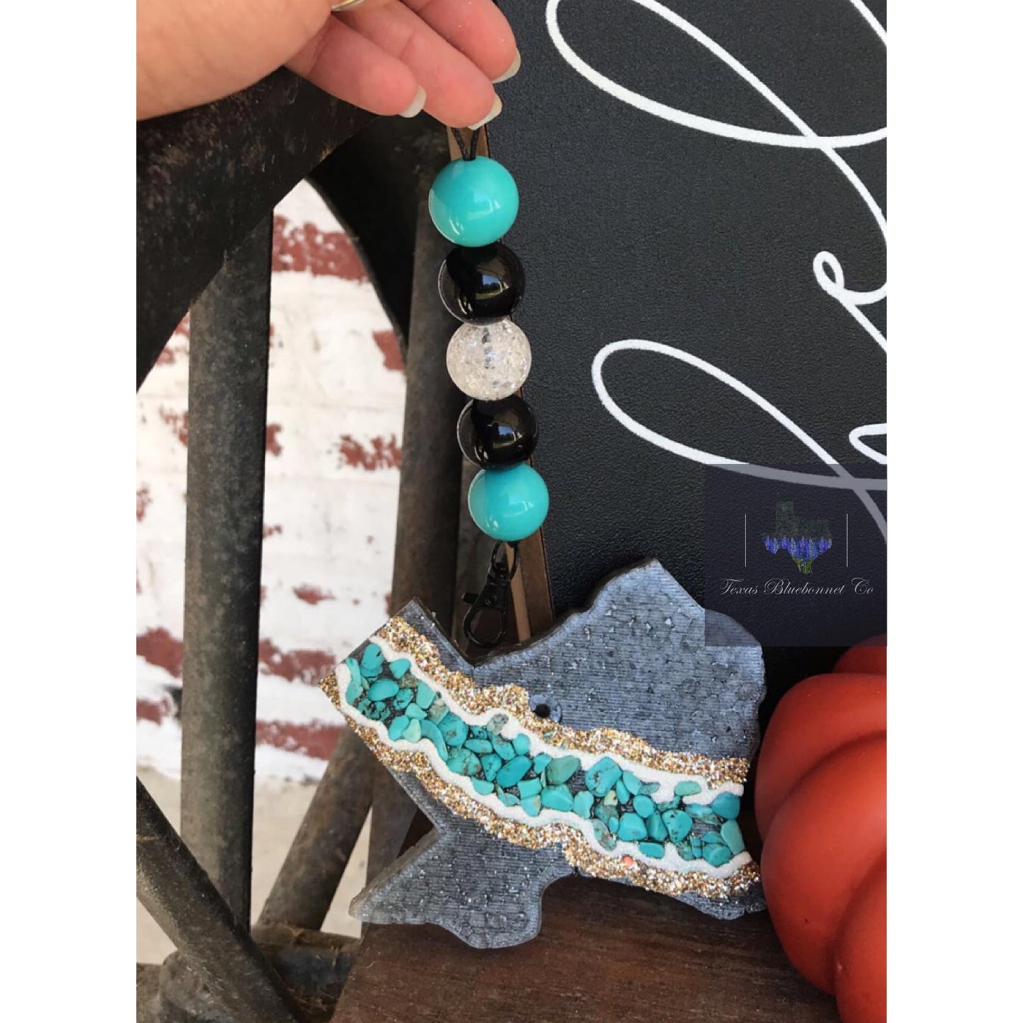 MATCHING TEXAS TURQUOISE GEODE HANGER