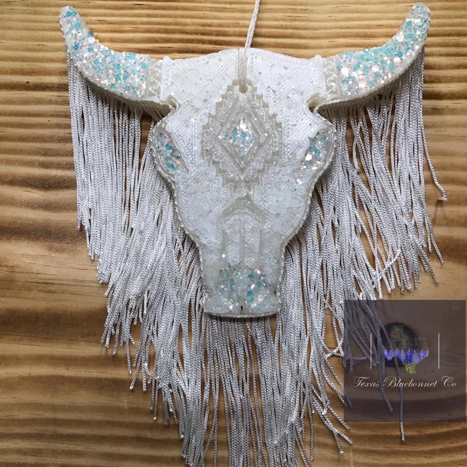 WHITE BULL SKULLS WHITE FRINGE