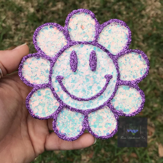 WHITE/PURPLE SMILEY FLOWER