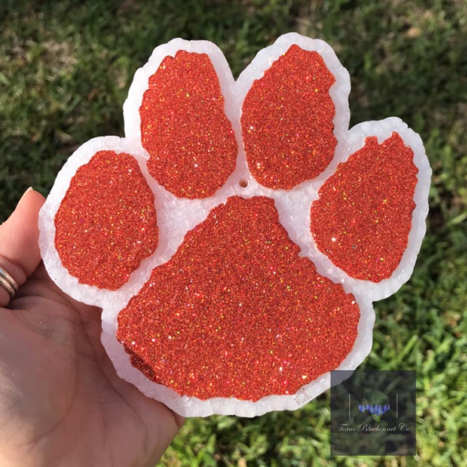 BOBCAT PAW PRINT – Texas Bluebonnet Co.