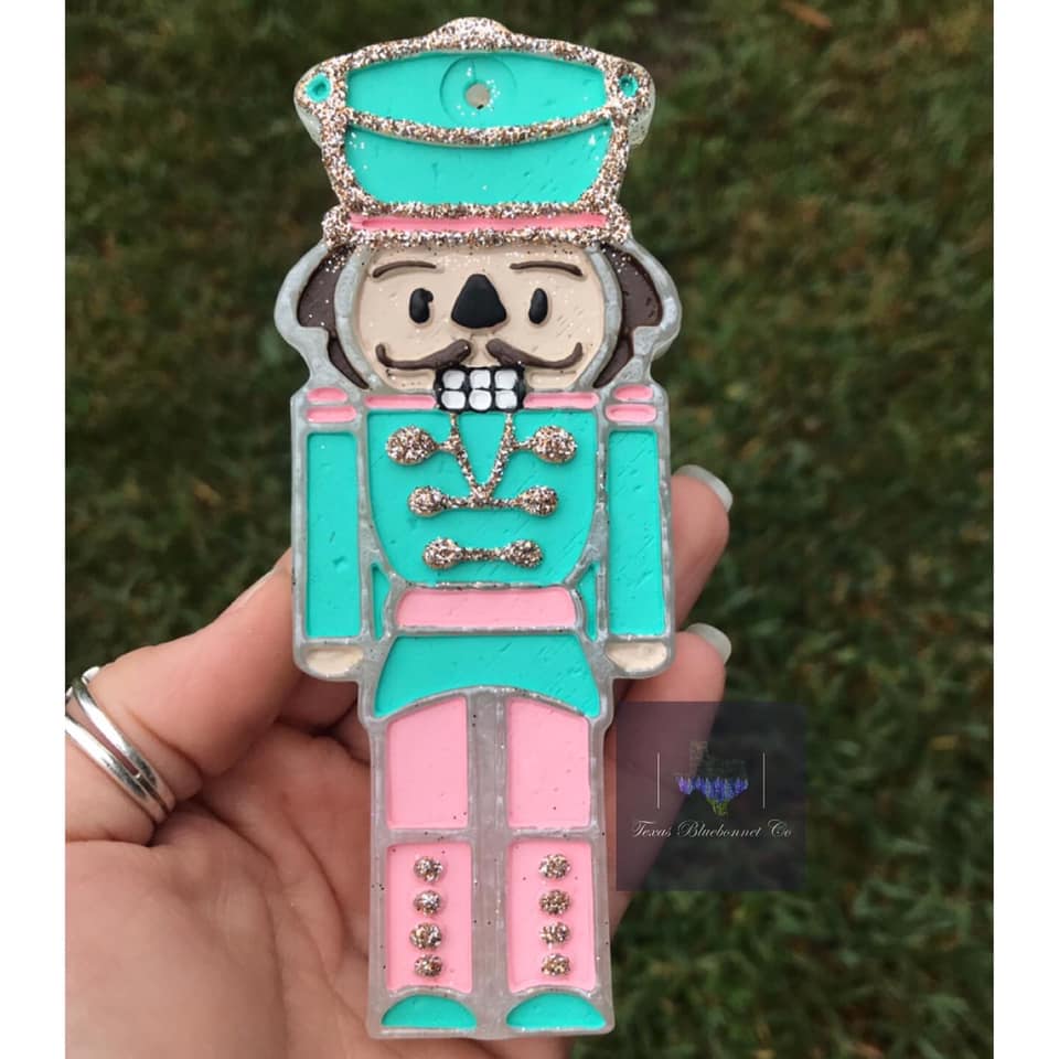 PINK/BLUE NUTCRACKER